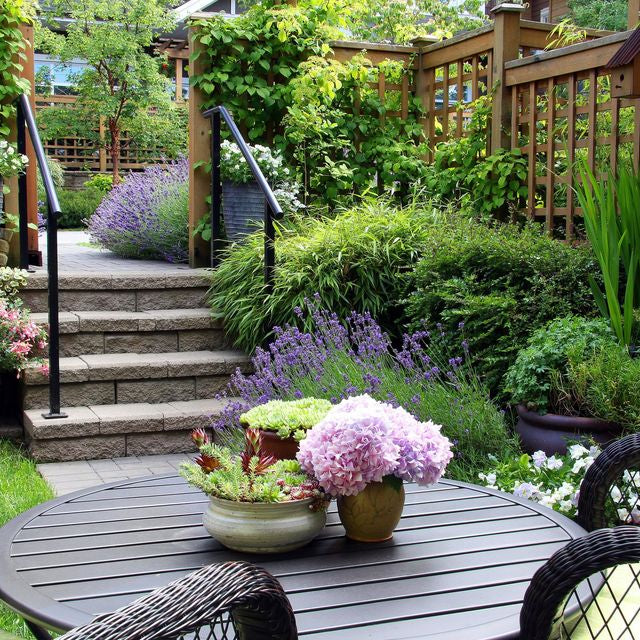 How to Prepare Your Garden Furniture for Spring: Tips and Trends for a Perfect Outdoor Space