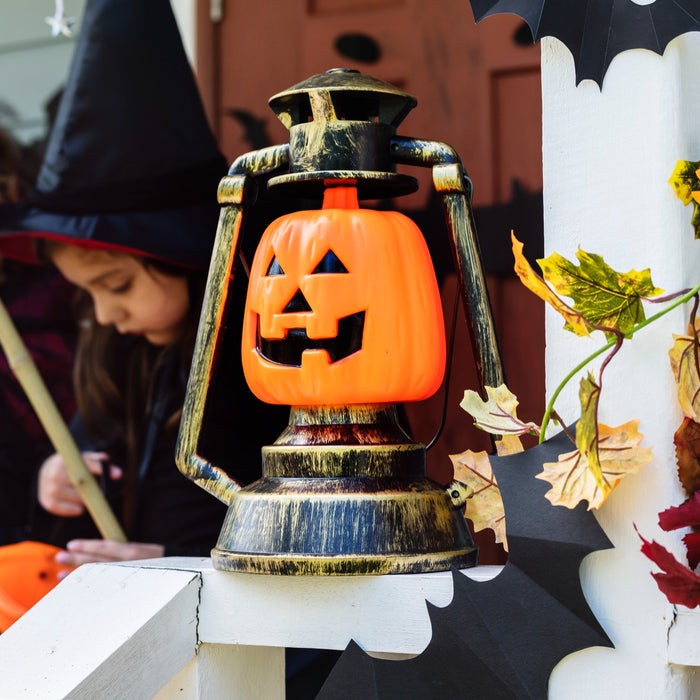 Best Outdoor Halloween Decorations in Your Lawn
